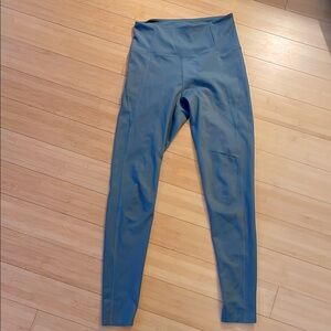 Girlfriend Collective High-Rise Leggings – Sage Green – Small
